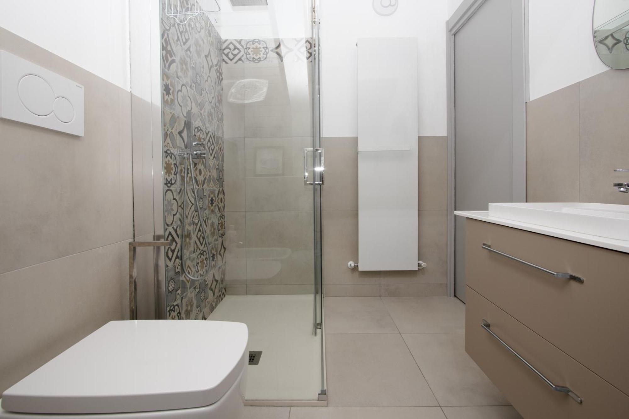 Penthouse With Patio & 2 Baths, 10 Min To Duomo Apartment มิลาน ภายนอก รูปภาพ